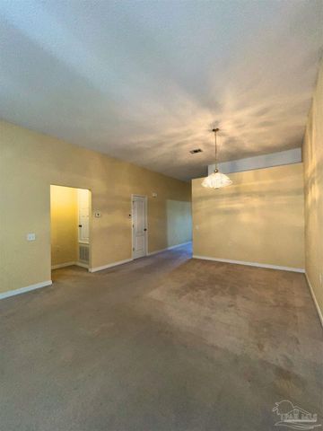 9018 Camelot Pl, Pensacola, FL 32506