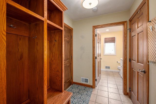 W2416 SNOWBERRY DRIVE, Appleton, WI 54915