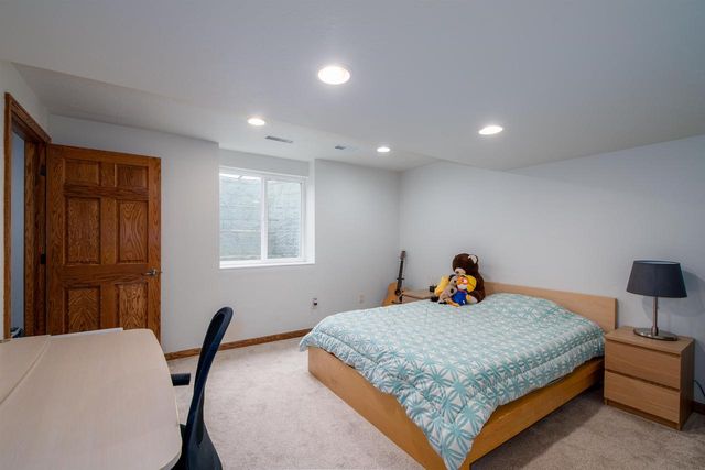 W2416 SNOWBERRY DRIVE, Appleton, WI 54915