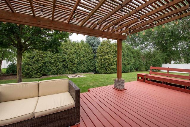 W2416 SNOWBERRY DRIVE, Appleton, WI 54915