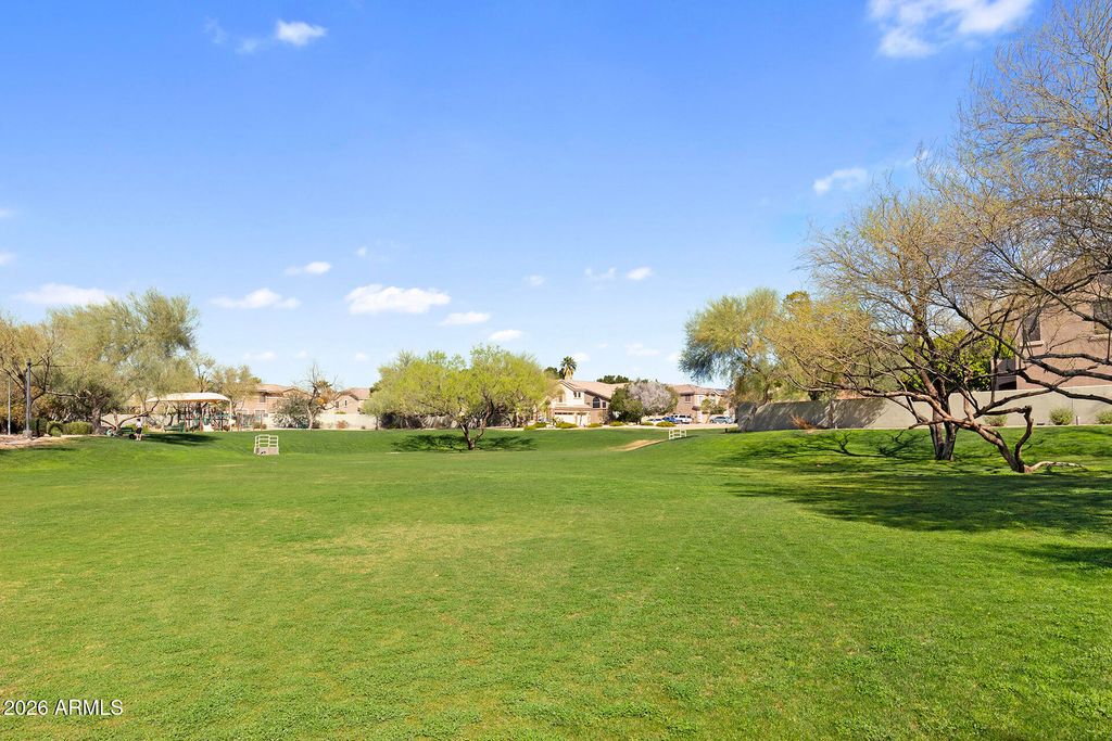 Image 35 of property listing at 25815 N 67TH Drive, Peoria, AZ 85383