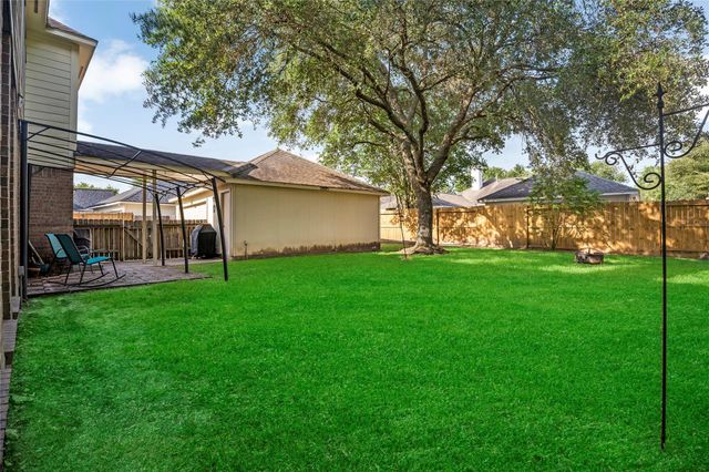 122 Crystal Reef Drive, League City, TX 77573