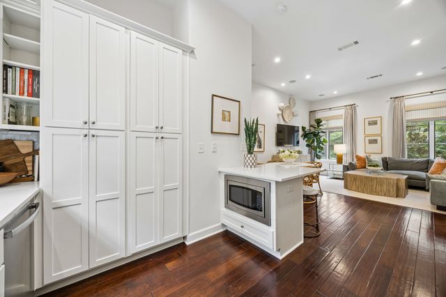 3210 Carlisle Street 48, Dallas, TX 75204