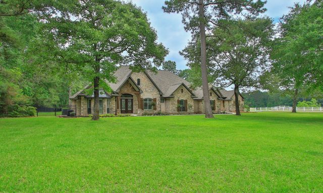 11633 Kingford Drive, Montgomery, TX 77316