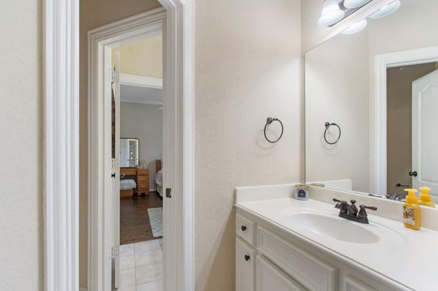 11633 Kingford Drive, Montgomery, TX 77316