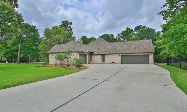 11633 Kingford Drive, Montgomery, TX 77316