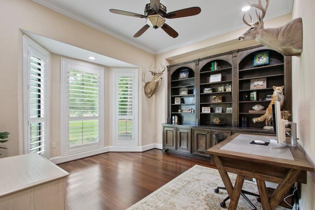 11633 Kingford Drive, Montgomery, TX 77316