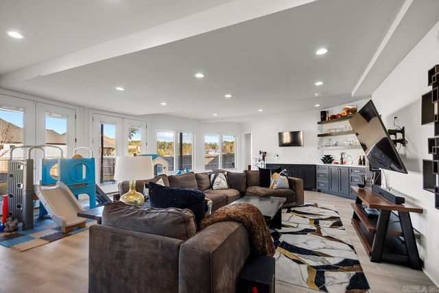 6560 Westminster, Benton, AR 72019