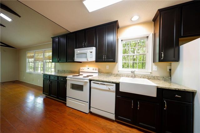 452 Laina Bennett Road, Dawsonville, GA 30534