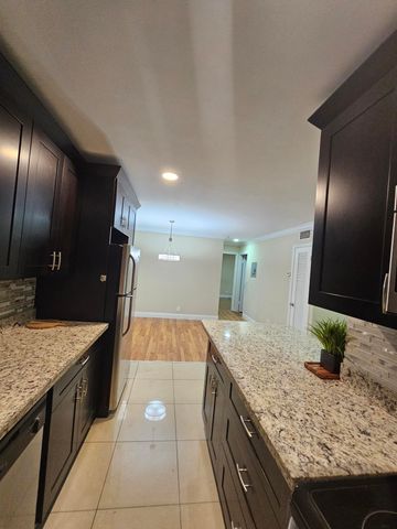 1271 NW 13th Street 460e, Boca Raton, FL 33486