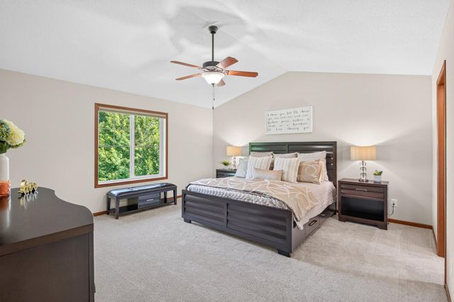 3401 Mulberry Alcove, Woodbury, MN 55129