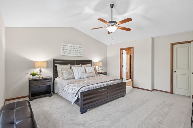 3401 Mulberry Alcove, Woodbury, MN 55129