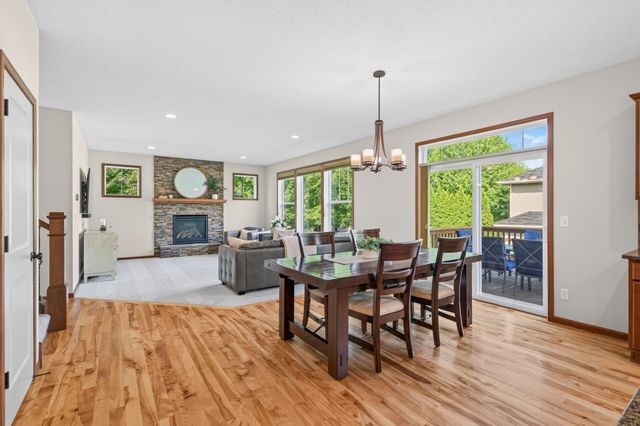 3401 Mulberry Alcove, Woodbury, MN 55129