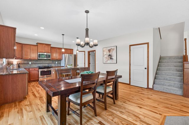 3401 Mulberry Alcove, Woodbury, MN 55129