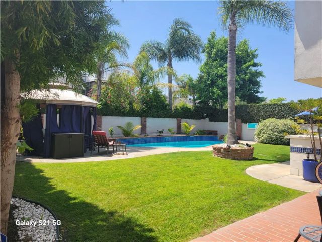 21171 Lochlea Lane, Huntington Beach, CA 92646