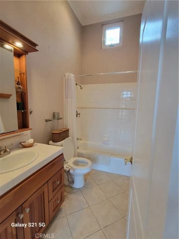 21171 Lochlea Lane, Huntington Beach, CA 92646