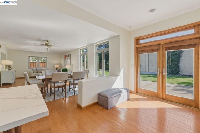 1433 Jayhawk Ln, Livermore, CA 94551