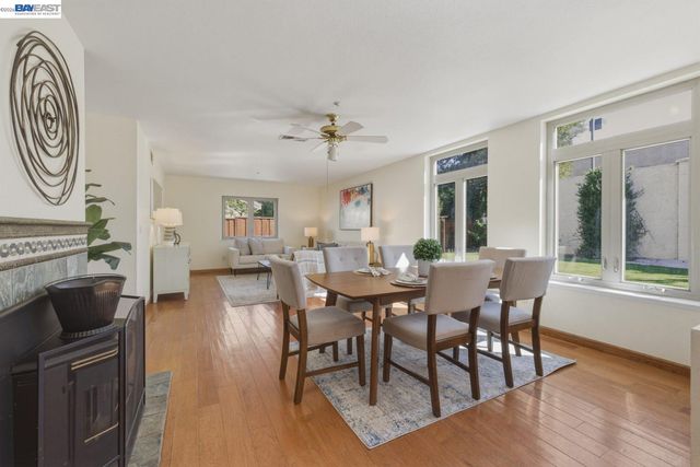 1433 Jayhawk Ln, Livermore, CA 94551