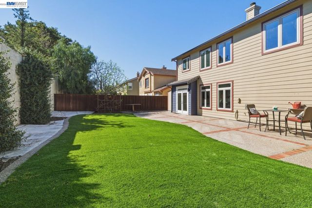 1433 Jayhawk Ln, Livermore, CA 94551