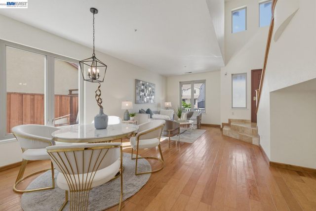 1433 Jayhawk Ln, Livermore, CA 94551