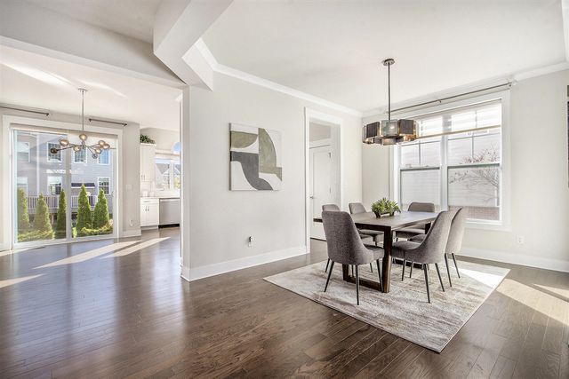 413 Blossom Drive, Ann Arbor, MI 48103