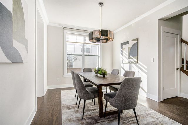 413 Blossom Drive, Ann Arbor, MI 48103