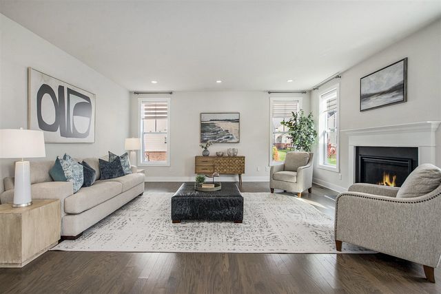 413 Blossom Drive, Ann Arbor, MI 48103