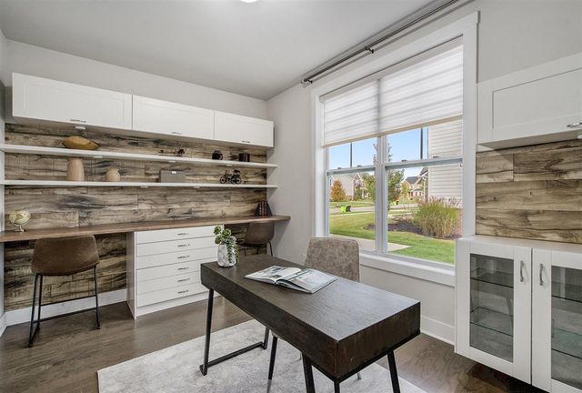 413 Blossom Drive, Ann Arbor, MI 48103