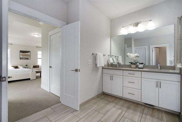 413 Blossom Drive, Ann Arbor, MI 48103