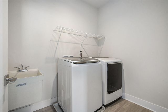 413 Blossom Drive, Ann Arbor, MI 48103