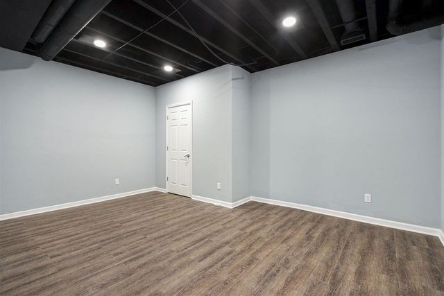 413 Blossom Drive, Ann Arbor, MI 48103