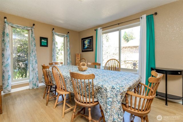 6220 81st Street E, Puyallup, WA 98371