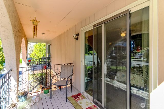 6220 81st Street E, Puyallup, WA 98371