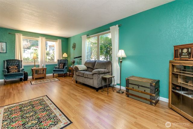 6220 81st Street E, Puyallup, WA 98371