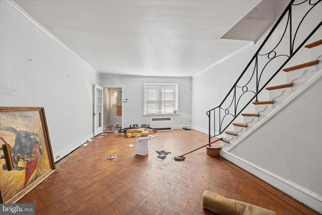 1815 W CHEW ST, Philadelphia, PA 19141