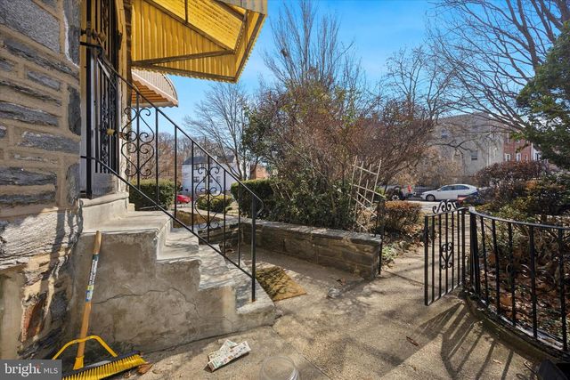 1815 W CHEW ST, Philadelphia, PA 19141