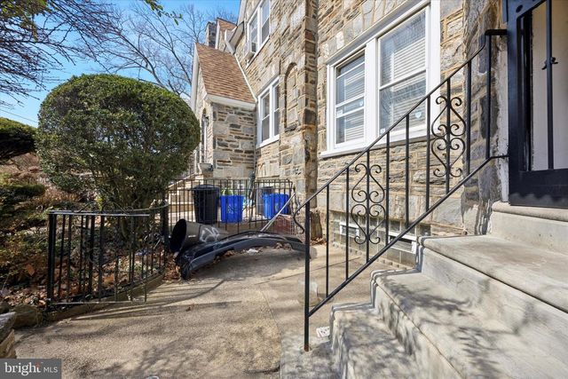 1815 W CHEW ST, Philadelphia, PA 19141