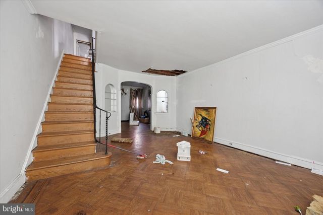 1815 W CHEW ST, Philadelphia, PA 19141