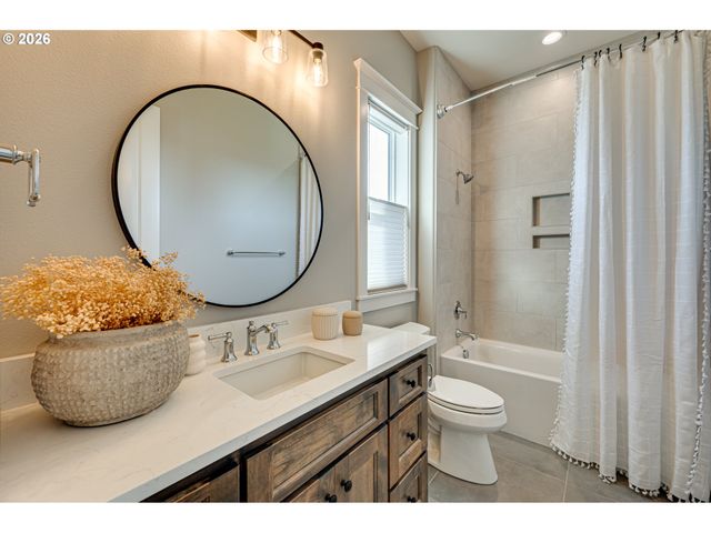 362 OLIVIA Ln, Kalama, WA 98625