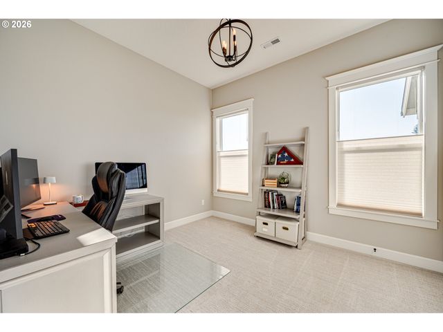 362 OLIVIA Ln, Kalama, WA 98625