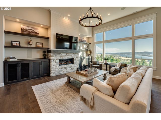 362 OLIVIA Ln, Kalama, WA 98625