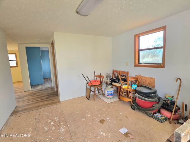 213 Front St, Newport, TN 37821