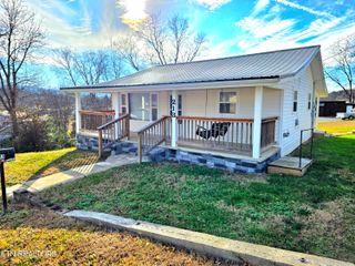213 Front St, Newport, TN 37821