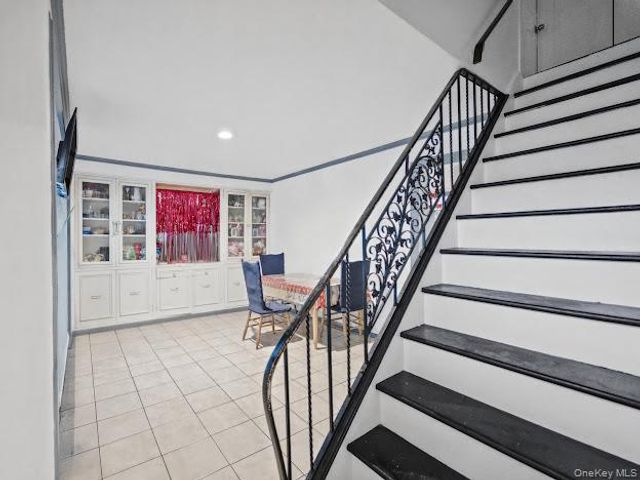 126 Claywood Drive, Brentwood, NY 11717