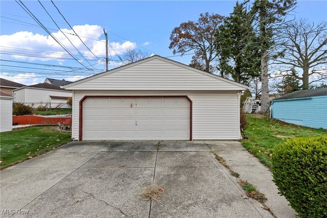 5507 Ackley Road, Parma, OH 44129