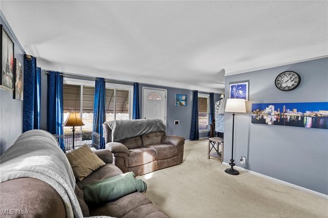 5507 Ackley Road, Parma, OH 44129