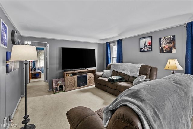 5507 Ackley Road, Parma, OH 44129