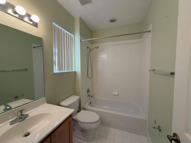 1712 Carvelle Drive, Riviera Beach, FL 33404