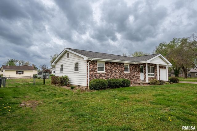 1009 W BOULEVARD Street, Marion, IL 62959