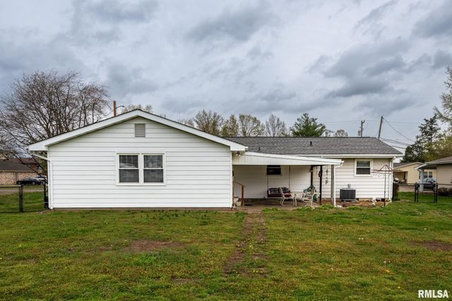 1009 W BOULEVARD Street, Marion, IL 62959